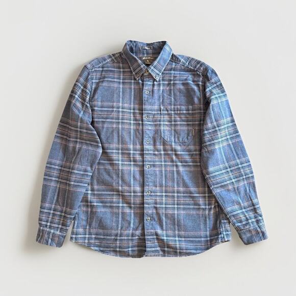 Eddie Bauer Plaid Flannel Shirt M Blue Classic Utility Farmcore Outdoor Rustic - Picture 1 of 12